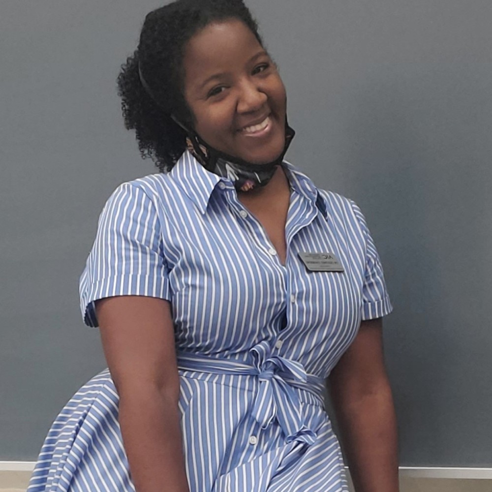 Meet your Posher, Destinee